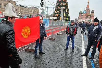 Большинство тех, кто живет в Москве, — мигранты в первом или втором  поколении». С чем сталкиваются мигранты в Москве - Мослента