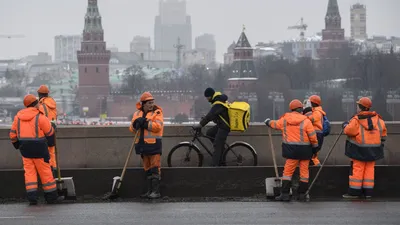 Мигранты атакуют москву» — создано в Шедевруме