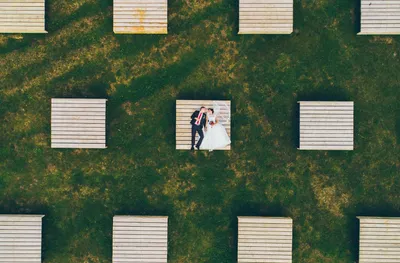 Свадебная геометрия - Фото с высоты птичьего полета, съемка с квадрокоптера  - PilotHub