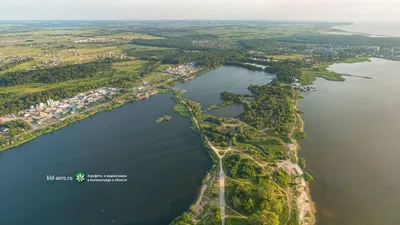 Обзорная сферическая аэропанорама Калининградского залива и Голубых озер,  2019, 360°