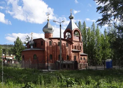 Памятник Герою Советского Союза Лаптеву Григорию Михайловичу (г. Бакал) —  Народная память