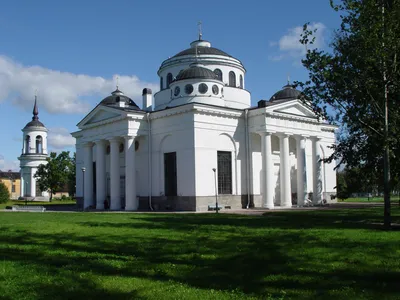 File:Александровский дворец в г. Пушкин, Санкт-Петербург.jpg - Wikimedia  Commons