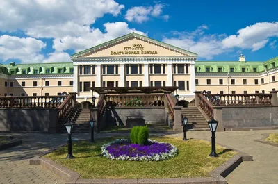 Отель «Балтийская звезда» в Санкт-Петербурге (Стрельна) - описание, фото,  цены, адрес и телефон