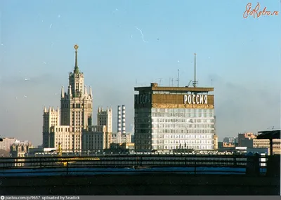 File:Demolished Rossiya Hotel (view from Varvarka st) 02 by shakko.jpg -  Wikimedia Commons