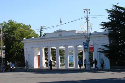 Графская пристань в городе \"Севастополь\"