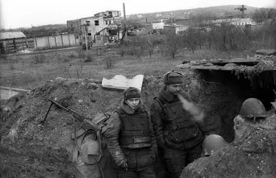 VII Photo - Photo by Christopher Morris / VII. Orphan boy on the street  Ulikemia (Street of Peace) in downtown Grozny. July 31, 1996. | Facebook