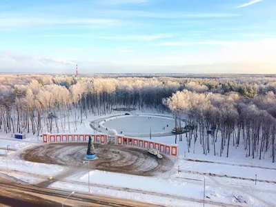 Спасатели МЧС подарили калужанам бесплатный каток!