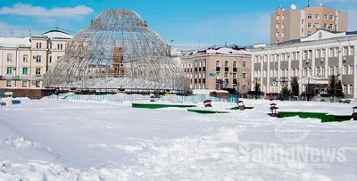 Якутск в глубоких сугробах. Весна придет к нему внезапно...