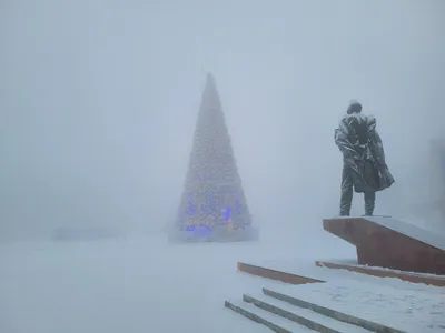 Зима напоследок щедро засыпает Якутск снегом - YakutiaMedia.ru