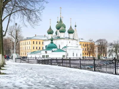 Ярославль: уникальные церкви, экскурсия за кулисы первого русского театра и  пироги с солеными огурцами - Ведомости.Город