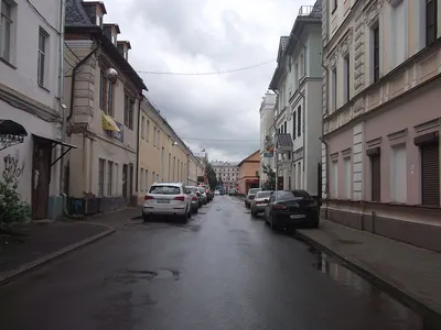 File:Yaroslavl Sovetskaya Street 001.JPG - Wikimedia Commons