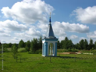 Церковь Петра и Павла, Ярцево (Ярцевский район), фотография. общий вид в  ландшафте