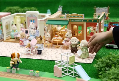 Calico Critters Sylvanian Families Baby Figures With Toys | eBay