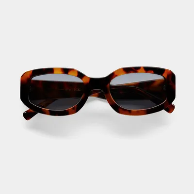 Indi Tort / Smoke Sunglasses | VEHLA