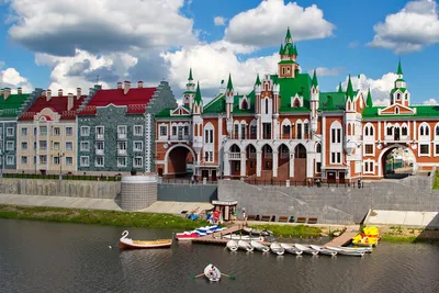 Йошкар-Ола, Набережная Брюгге, 6; Набережная Брюгге, 5 — Фото —  PhotoBuildings