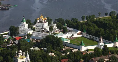 Ипатьевский монастырь, музей деревянного зодчества в Костроме