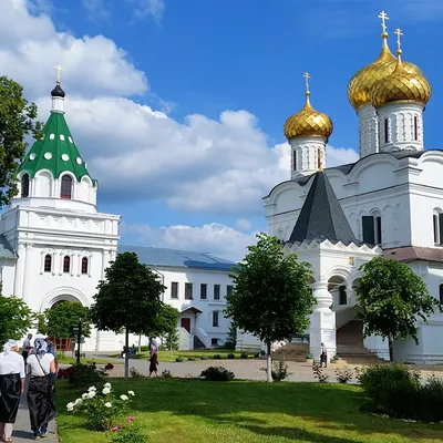 Настоятель монастыря РПЦ в Костромской области найден мертвым в лесу - РИА  Новости, 15.04.2021