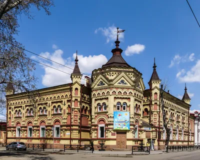 Иркутск ловит последние теплые дни: осенний фоторепортаж с улиц города