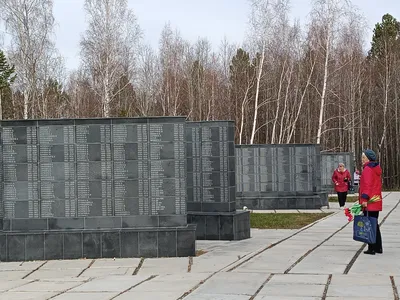 Под Иркутском на мемориале жертв репрессий установили памятный знак