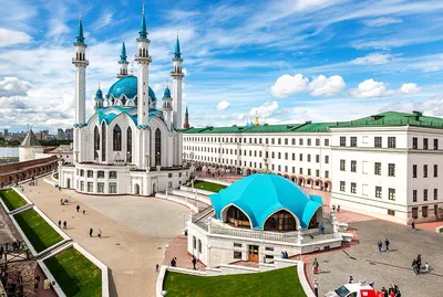 Музей \"Городская панорама\" г. Казань - Парк имени Горького. Послевоенная  Казань 1949 года. В 1936-м, перед открытием, у входа в парк была поставлена  деревянная арка, которую потом сменили красивые ворота с профилем