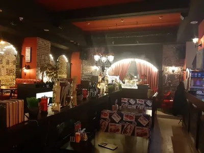 Кафе «Hugs Bar» / «Хагс бар», Санкт-Петербург: цены, меню, адрес, фото,  отзывы — Официальный сайт Restoclub