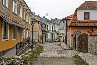 File:Старый замок в г. Каменец-Подольский, Old Castle in  Kamyanets-Podilsky.jpg - Wikimedia Commons