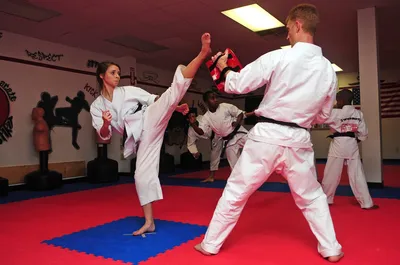 karate fight training | Karate fight, Karate picture, Karate photos