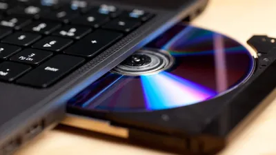 How to Play DVDs and Blu-ray Discs in Windows | PCMag