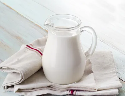 Как выбрать молоко для йогурта | Good Food