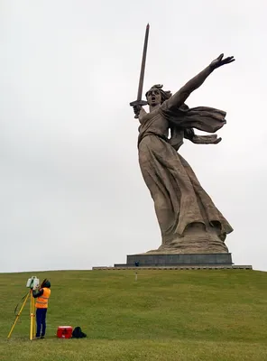 Купить Постер Советский плакат \"Родина-мать зовет!\" А2 ф.в тубусе в  интернет-магазине ТД Медный всадник по самым низким ценам