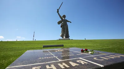 Родина-мать зовёт! | The Motherland Calls, is a statue in Vo… | Flickr