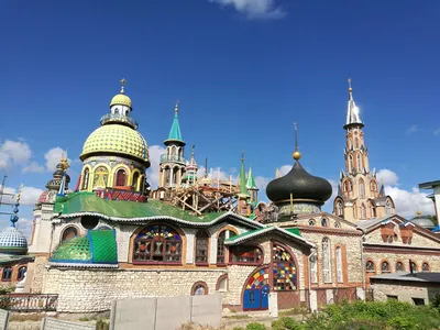 День всех святых в Польше: история и традиция празднования - Покупки в  Польше