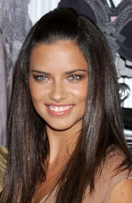 Adriana Lima looks completely different at Hunger Games prequel film  premiere | news.com.au — Australia's leading news site