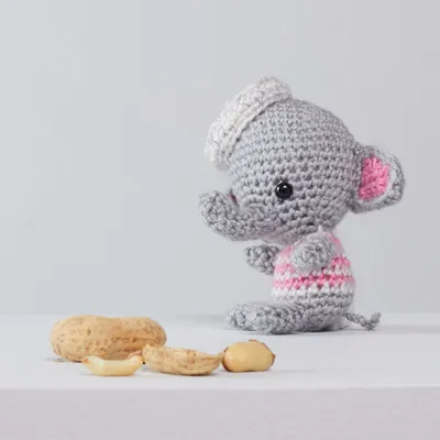 Stella the Sun - One Hour Amigurumi - Free Crochet Pattern - Ami Amour