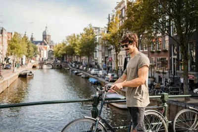 Amsterdam Looks to Dim Red Light District Tourism