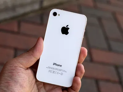 An iPhone with Bumpers - Apple's iPhone 4: Thoroughly Reviewed