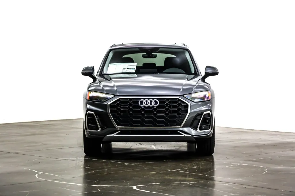 Audi Q3 Images | Q3 Exterior, Road Test and Interior Photo Gallery Audi Q3 Images | Q3 Exterior, Road Test and Interior Photo Gallery