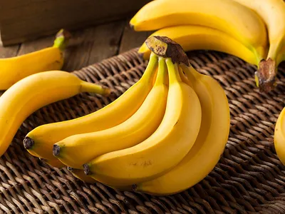How To Pick The Best Bunch of Bananas | The Kitchn
