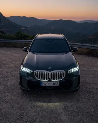 https://www.facebook.com/BMW/