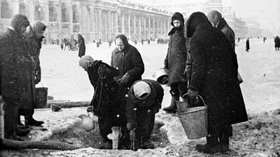 Блокада Ленинграда - История России в фотографиях