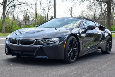 BMW i8 Roadster with matte green wrap Stock Photo - Alamy