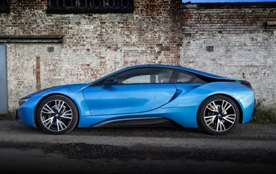 Fresh on American Soil: A First Look at the BMW i8 – StanceWorks