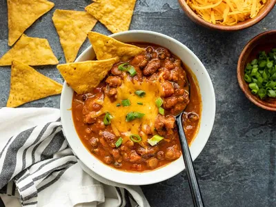 Vegetarian Chili Recipe - Pinch of Yum