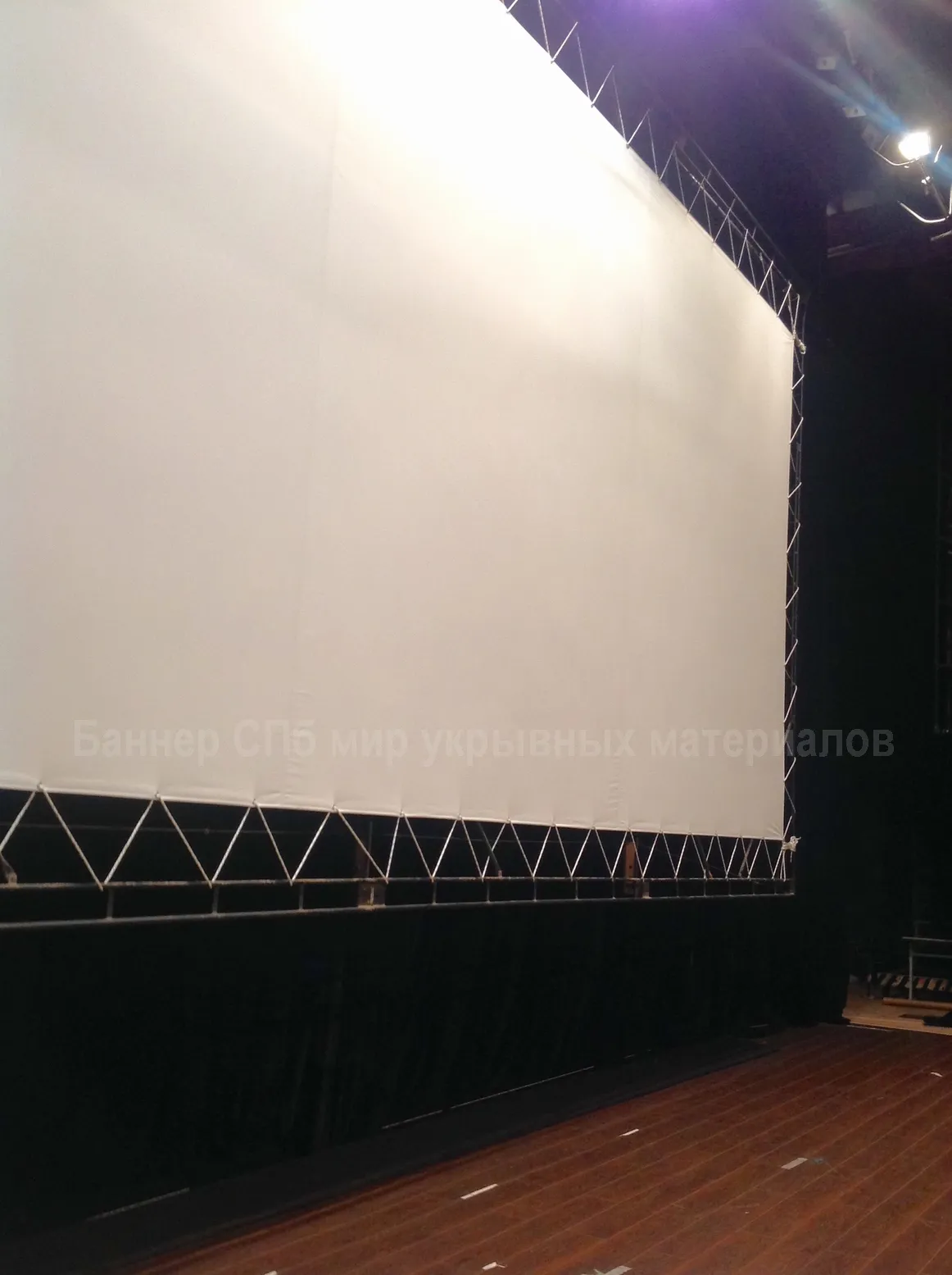 Универсальное потолочное крепление для проекторов HIPER CINEMA Mount B1 купить за руб на официальном сайте HIPER. Универсальное потолочное крепление для проекторов HIPER CINEMA Mount B1 купить за руб на официальном сайте HIPER.