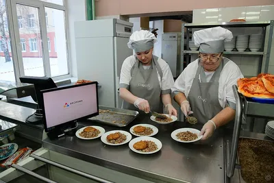 Сатка: В такой столовой и еда вкуснее!