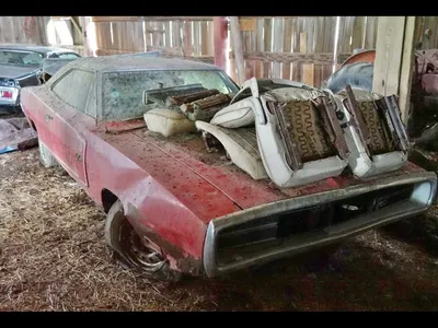 1970 Dodge Charger 500 Walkaround With Steve Magnante - YouTube