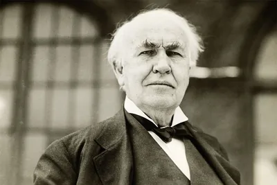 Thomas Edison Biography: Success Story of Inventor and Businessman