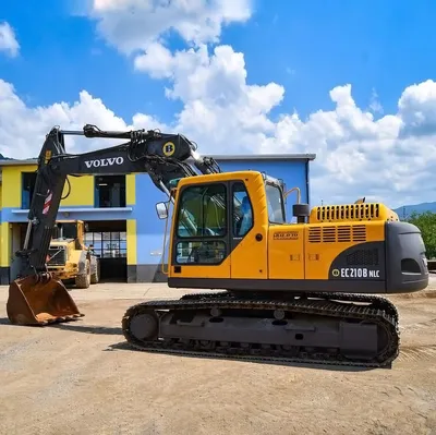 Гусеничный экскаватор John Deere E260 LC в аренду в Москве и области -  цены, характеристики