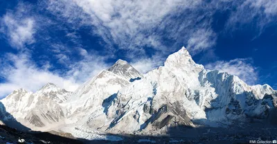 File:View of Mount Everest.jpg - Wikimedia Commons