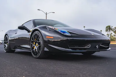 File:Ferrari 458 Italia - Mondial de l'Automobile de Paris 2012 - 001  (cropped).jpg - Wikimedia Commons